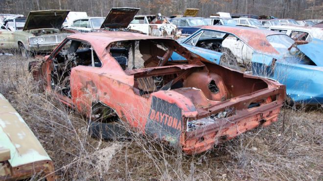 stevens-performance-salvage-captions--28--lpr.jpg