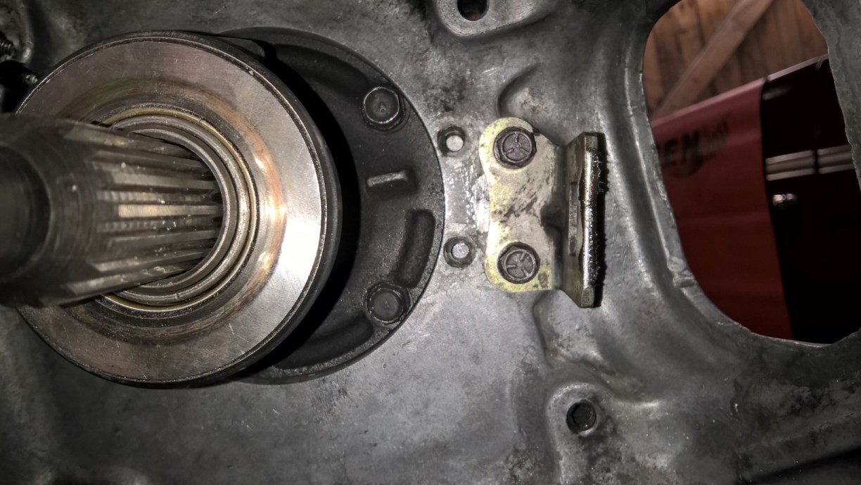 Clutch fix 02.jpg