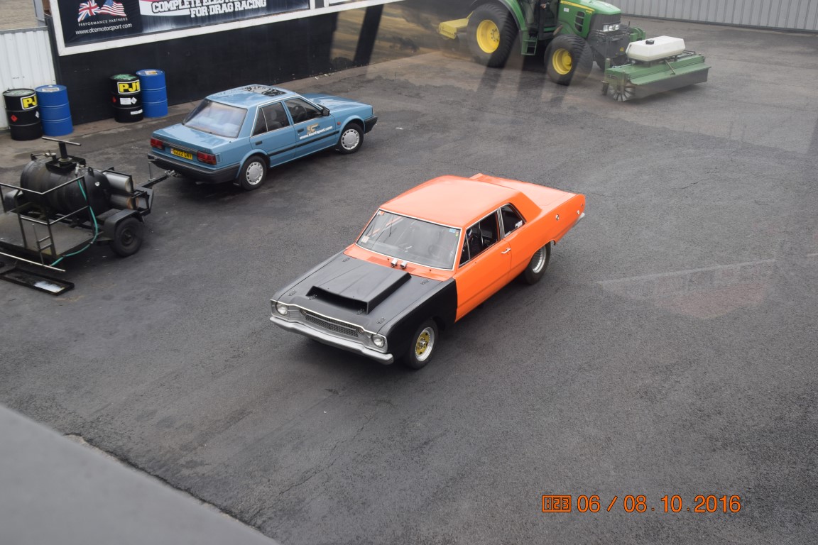 How did Wendy get up to the commentators box? All these years at Santa Pod and I've never been in the commentary box!!