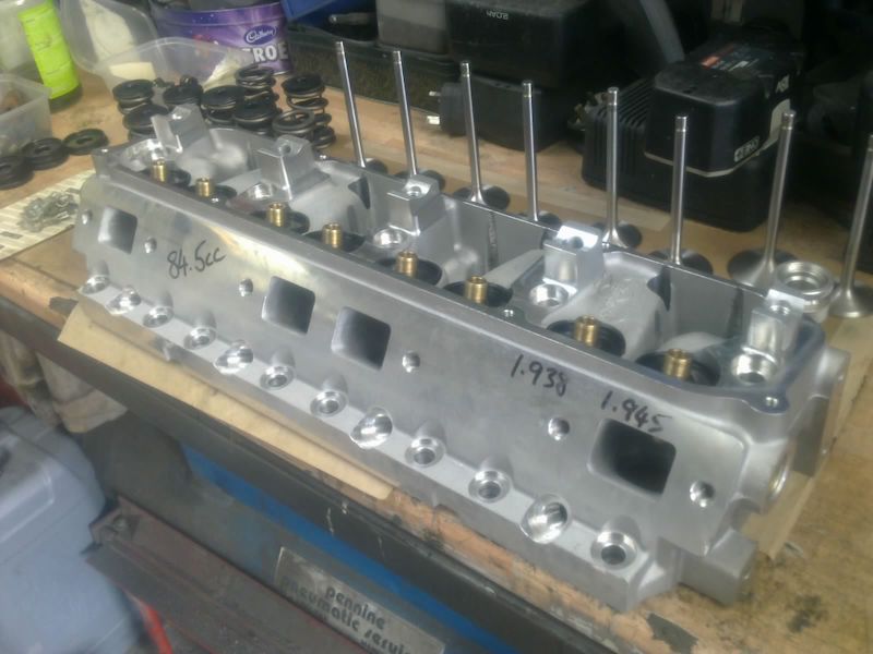 5 EngineBuild2.jpg