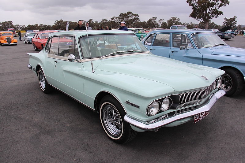 1962_Dodge_Lancer_GT_Sports_coupe_(18509146166).jpg