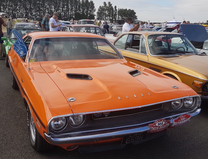 Silverstone Retrorun Parade Lap