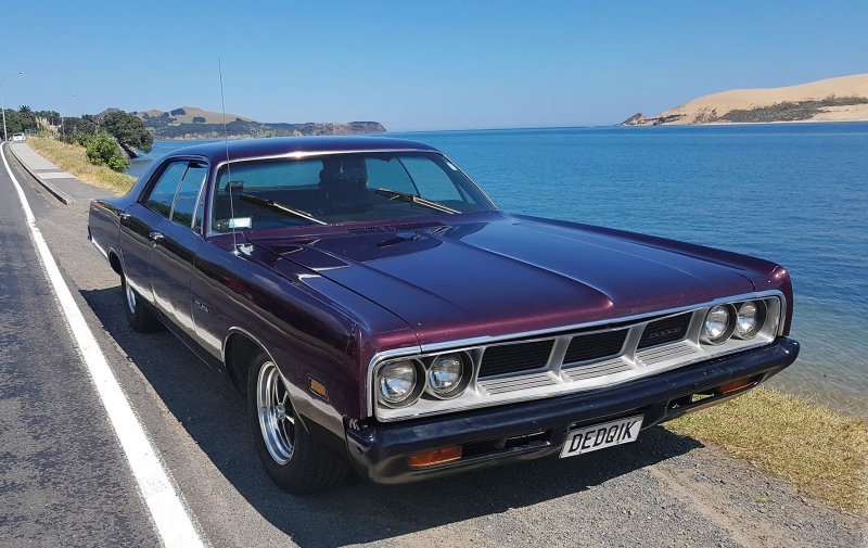 1969 Dodge Polara.jpg