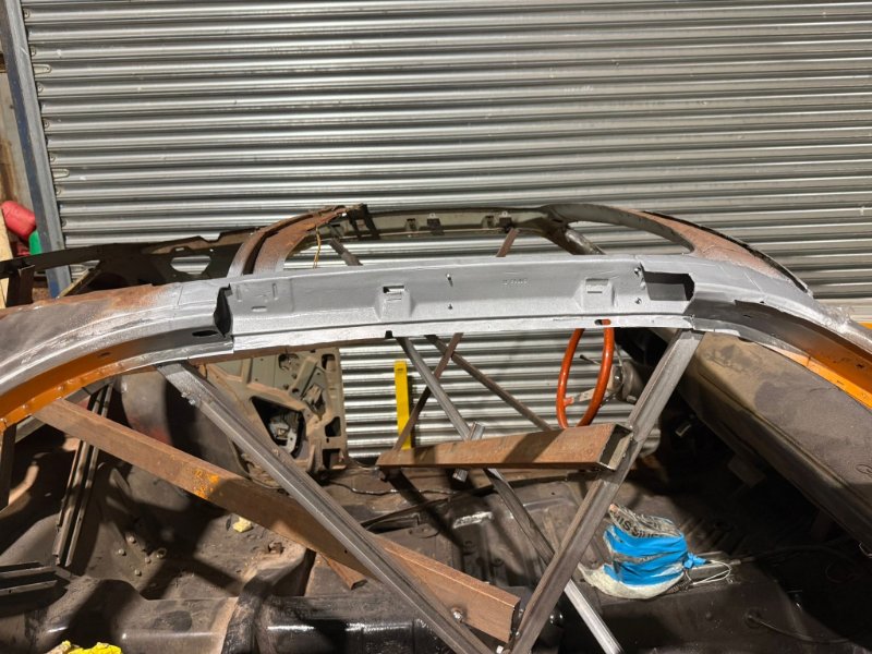 5. Outer rail removed.JPG