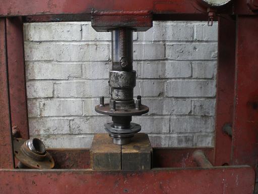bearing press all the way home and now ready to got back on the car