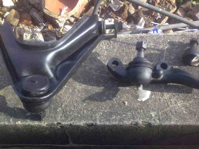 Charger suspension2.jpg