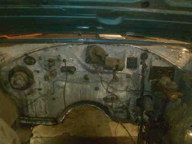 Charger engine bay2.jpg