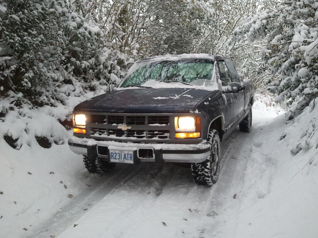 snowttruck.JPG