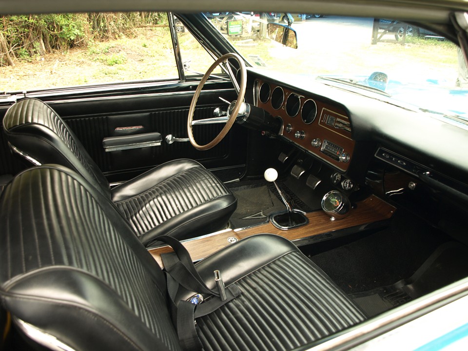 66 GTO interior.jpg