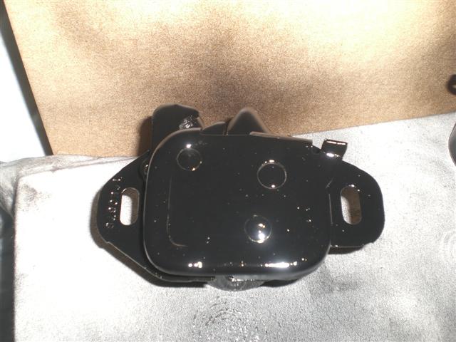 bonnet latch