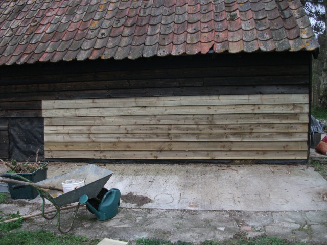 Today, I am mostly sawing and nailing....................