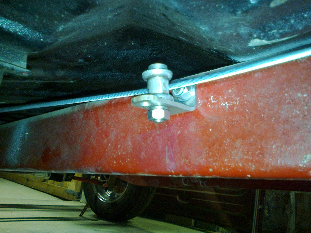 05 Parking brake-  front cable guide.jpg