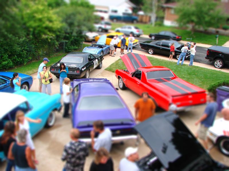DSC02620-tiltshift-3 party 2009resize.jpg