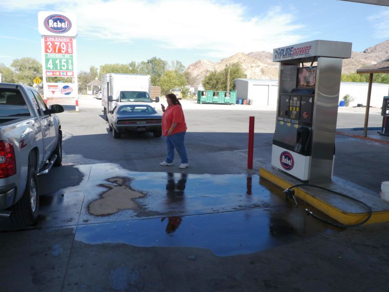 326704_4227107929552_48090534_o  fuel spill.jpg