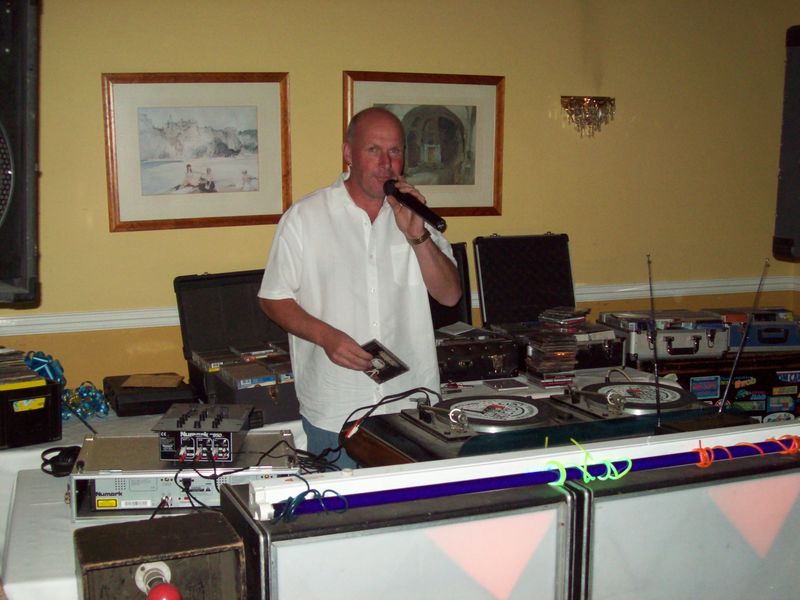 019 [Barry and Disco!].JPG