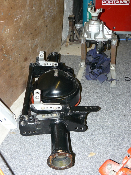 02 Axle split.jpg