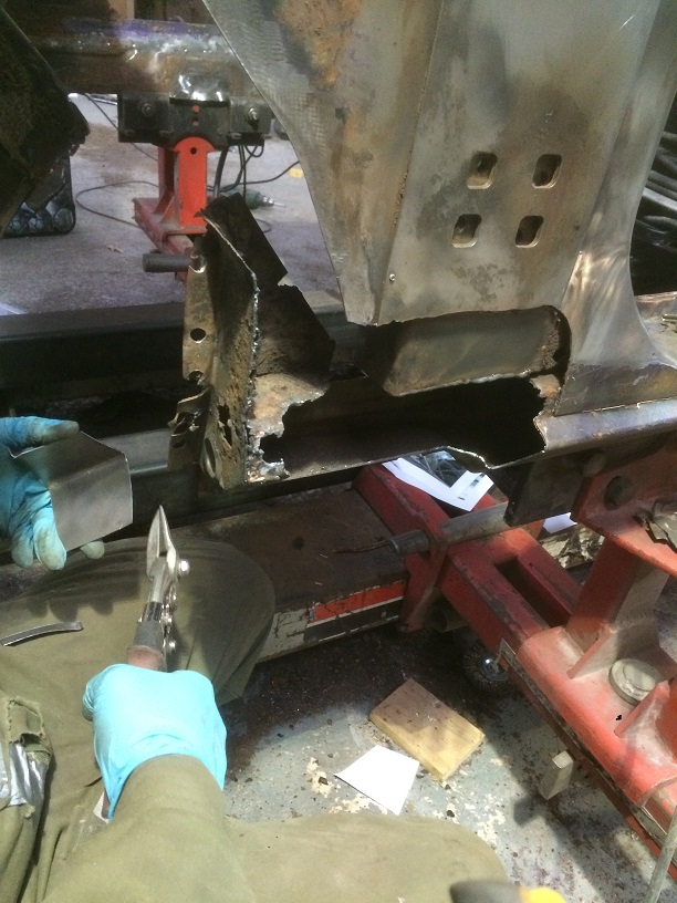 not much left down under the clutch pedal, rocker panel has been cut and repaired, inner door support has also been cut out and repaired with 3mm plate