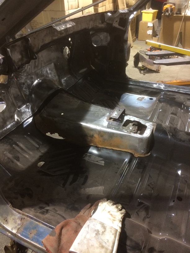 test fit of floor pan, fortunately it fits!