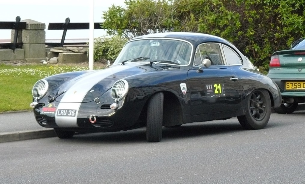 Porsche 02.jpg