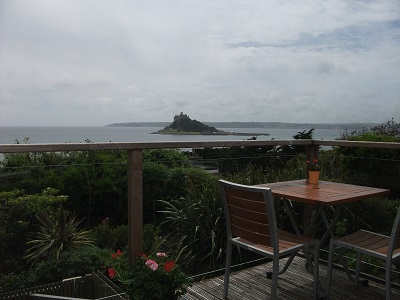 Another tourist spot Ade knows...........