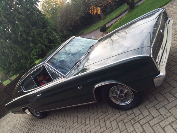 19 XP29 66 charger (590x443).jpg