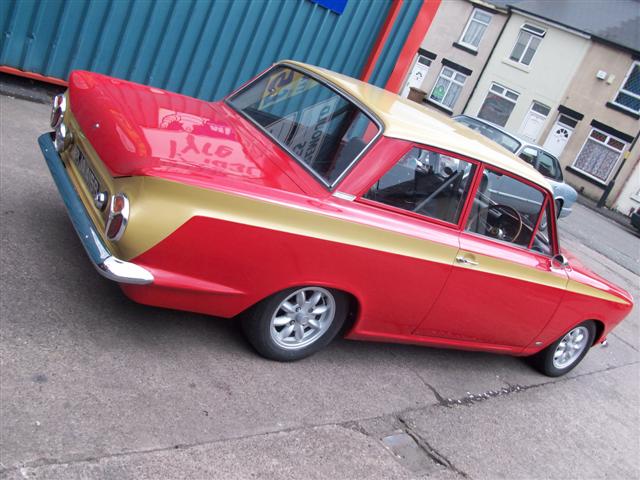 63 Lotus Cortina Consul  Alan Mann Replica 009.jpg