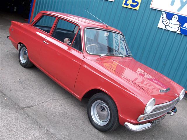 65  CORTINA  GT  DRAGOON  RED 008.jpg