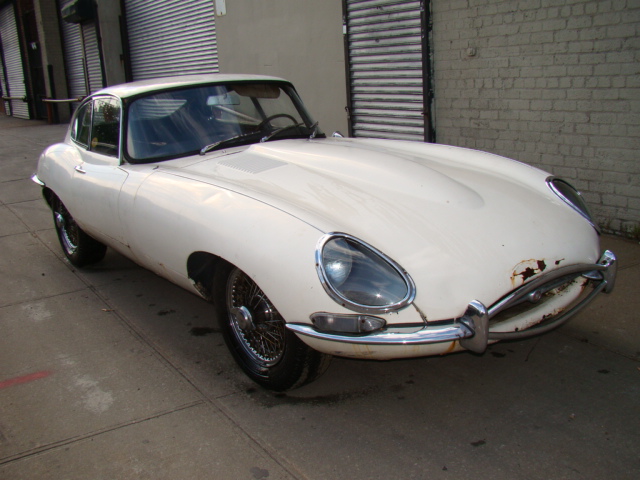 64 E Type Coupe.jpg
