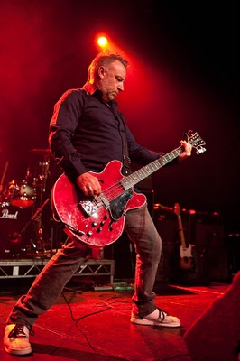 peter-hook-plays-unknown-pleasures-the-music-box.5741528.87.jpg