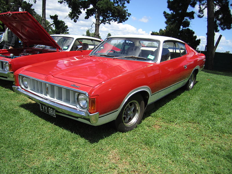 800px-Chrysler_Valiant_VJ_Charger_Sportsman.jpg