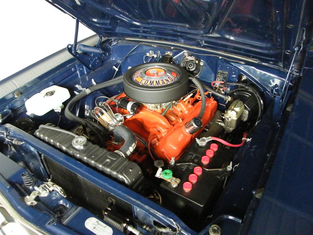 At least the air filter assy fits under the hood, on top of the Edelbrock Performer - something we werent sure about till a couple of weeks ago. Phew