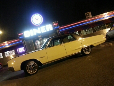 Polara at diner(3).jpg