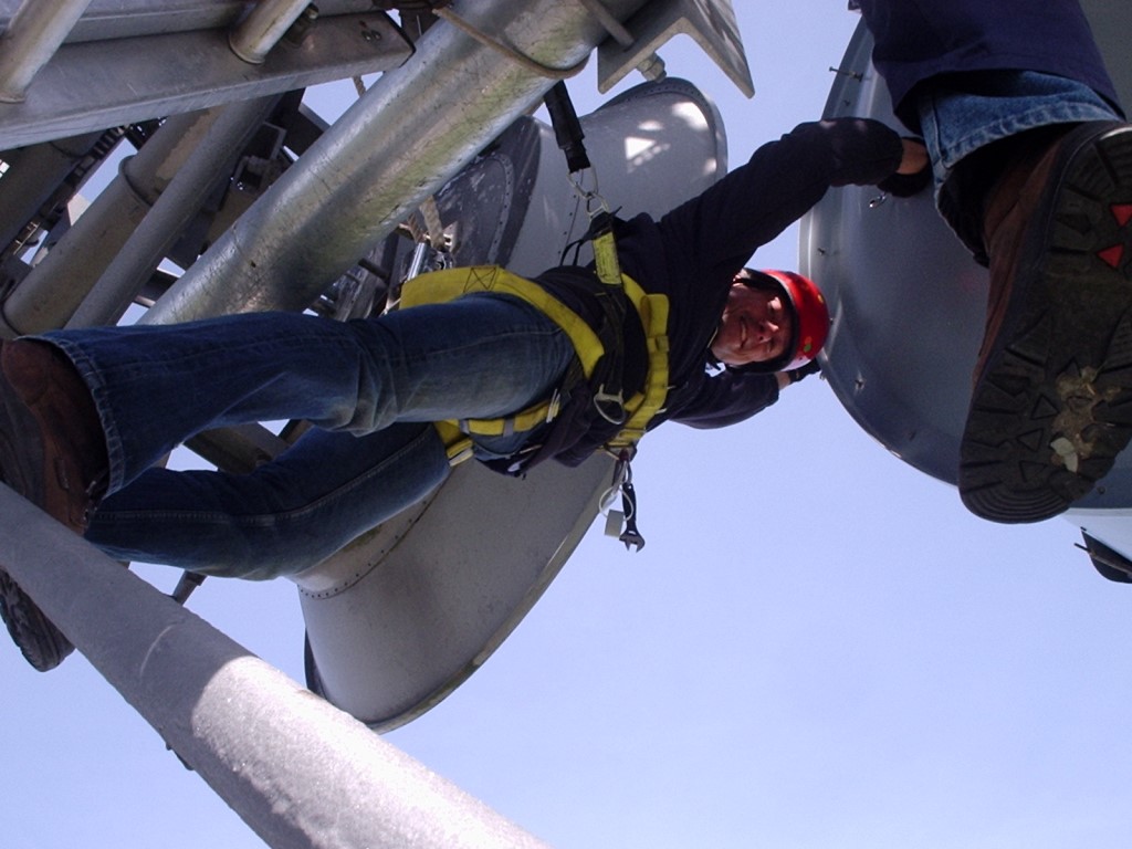 2005 May rigging on Tiree.jpg