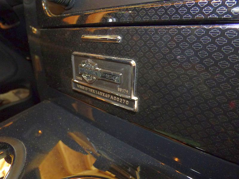 P1000848R.jpg